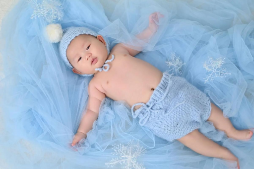 新疆宝宝打嗝是什么原因 新疆宝宝打嗝是什么原因