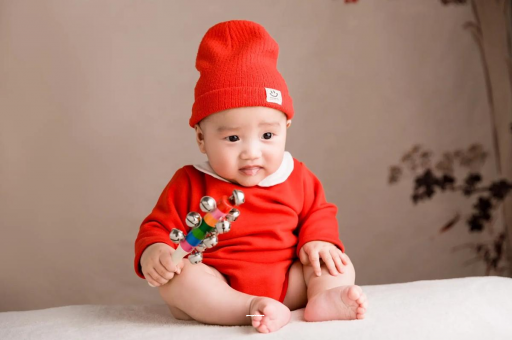 新疆几个月宝宝可以吃水果